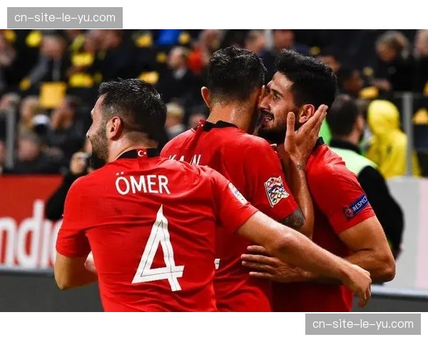 土耳其对阵巴拉圭焦点战 恰尔汗奥卢定位球主罚精度成胜负手